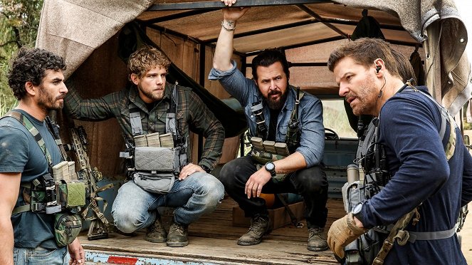 Tým SEAL - Kontejnment - Z filmu - Justin Melnick, Max Thieriot, A. J. Buckley, David Boreanaz