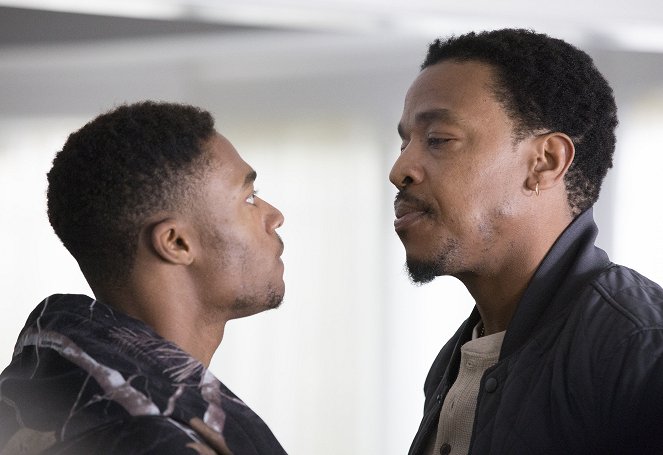 Christopher Meyer, Russell Hornsby