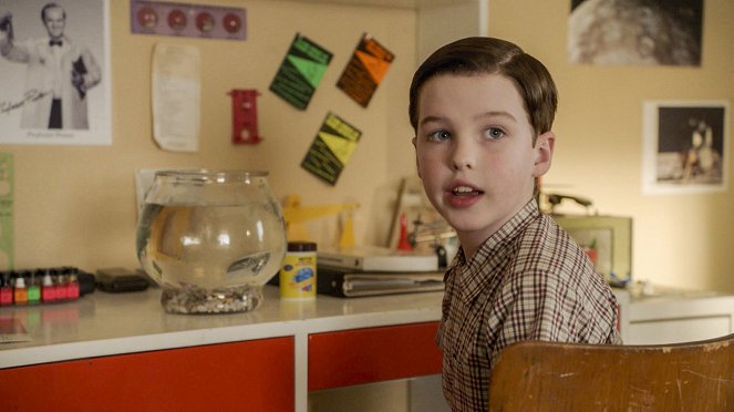 Młody Sheldon - Pies, wiewiórka i rybka zwana Rybką - Z filmu - Iain Armitage