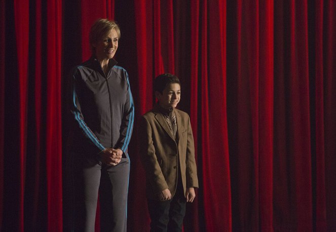 Glee - Sztárok leszünk! - Season 6 - Child Star - Filmfotók - Jane Lynch, Josie Totah
