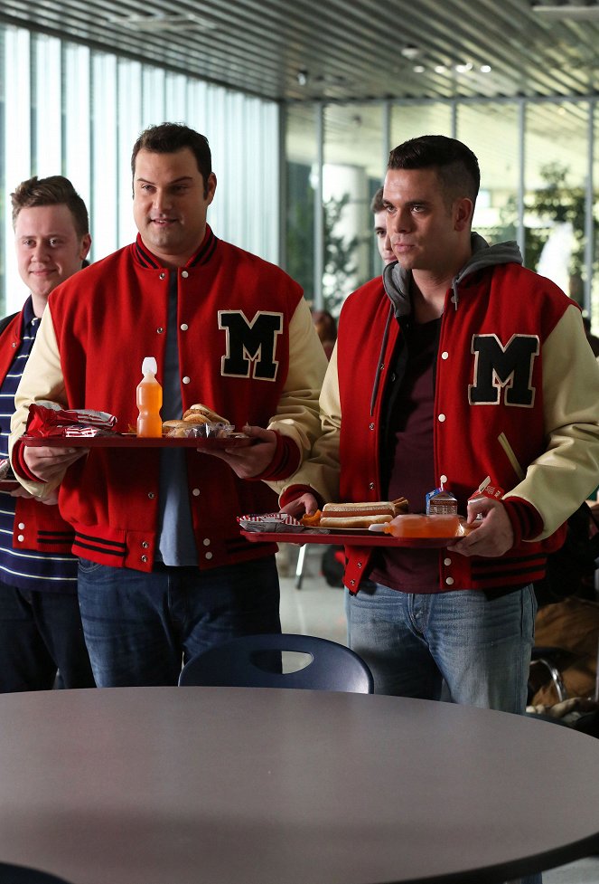 Glee - Season 6 - 2009 - Photos - Max Adler, Mark Salling