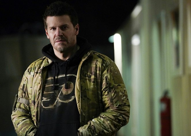 SEAL Team - Season 1 - Never Get Out of the Boat - Filmfotók - David Boreanaz