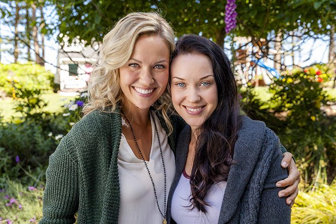 Chesapeake Shores - We're Not Losing a Son... - Promo - Emilie Ullerup, Laci J Mailey