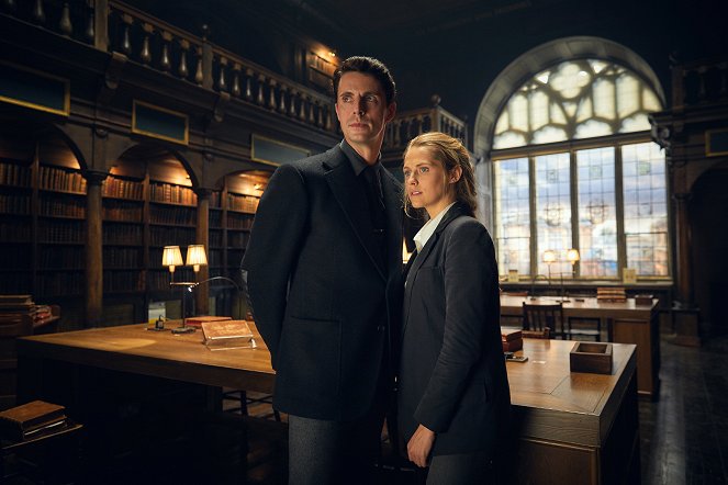 A Discovery of Witches - Episode 1 - Promokuvat - Matthew Goode, Teresa Palmer