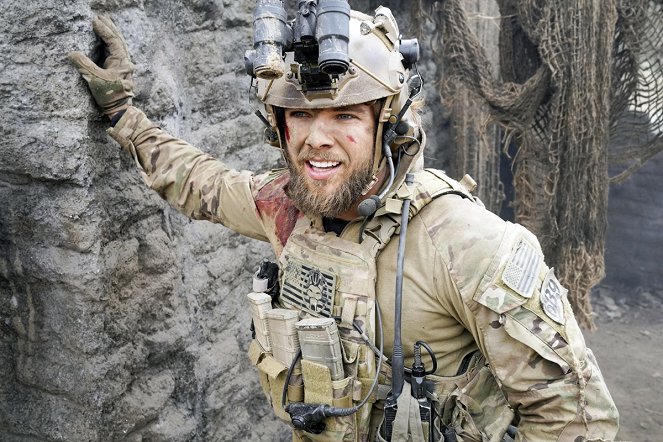 SEAL Team - The Graveyard of Empires - Z filmu - Max Thieriot