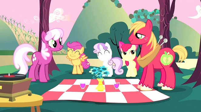 My Little Pony: Friendship Is Magic - Hearts and Hooves Day - De la película