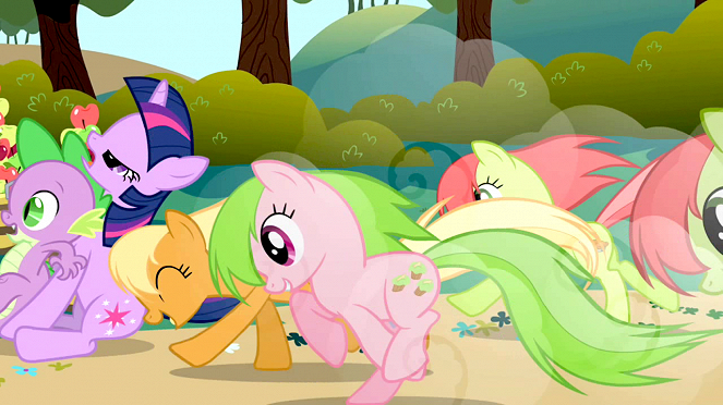 My Little Pony: Friendship Is Magic - Friendship Is Magic, Part 1 (Mare in the Moon) - Van film