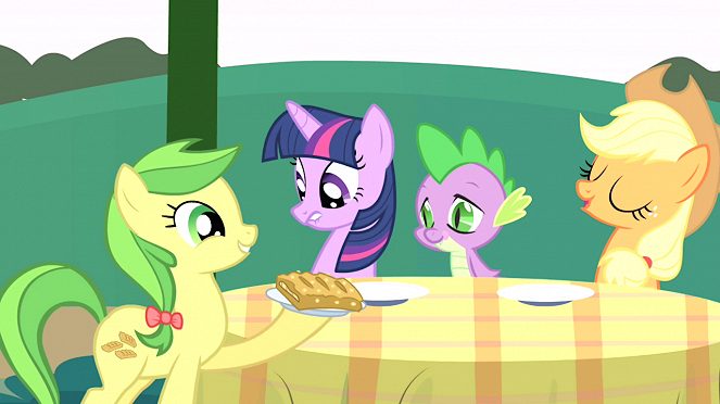 My Little Pony: Friendship Is Magic - Friendship Is Magic, Part 1 (Mare in the Moon) - De la película