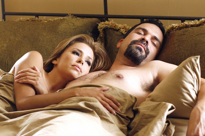 Desperate Housewives - Die Beichte - Filmfotos - Eva Longoria, Ricardo Chavira