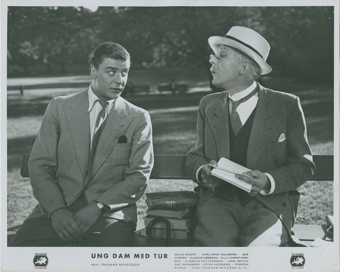 Ung dam med tur - Lobby Cards