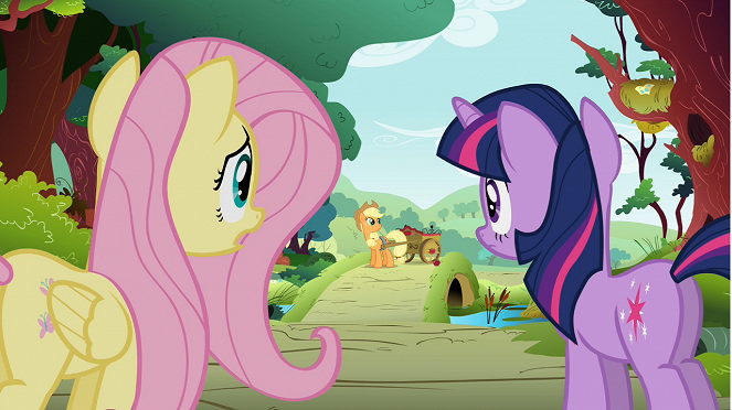 My Little Pony: Friendship Is Magic - Season 1 - Swarm of the Century - Photos