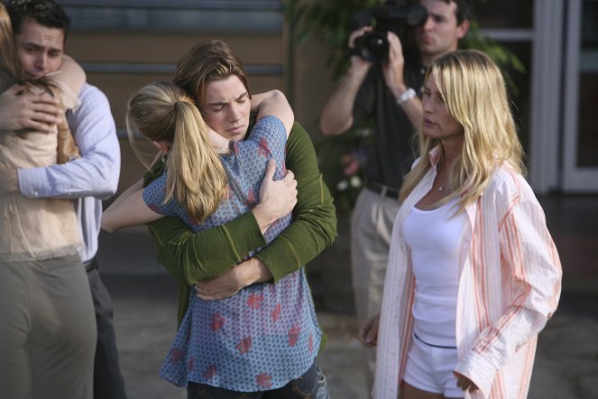 Desperate Housewives - Season 3 - Bang - Photos - Josh Henderson, Nicollette Sheridan