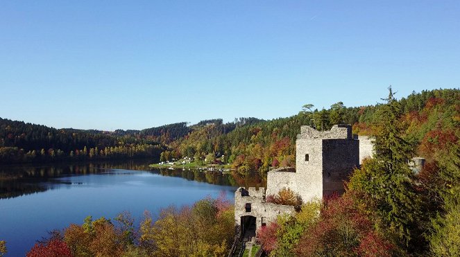 Alte Burgen und ihre neuen Herren in Niederösterreich - Photos