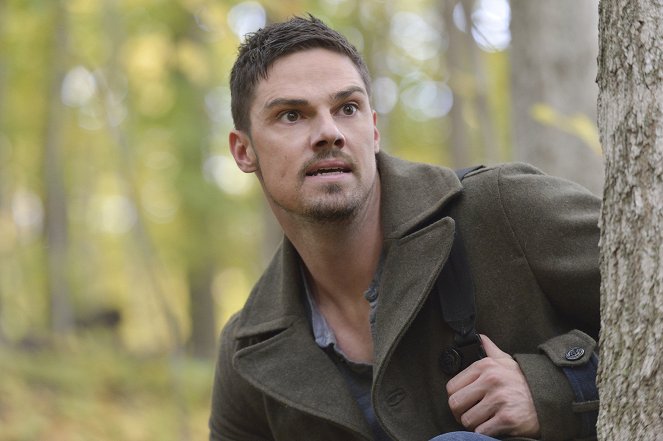 Beauty and the Beast - The Most Dangerous Beast - Do filme - Jay Ryan