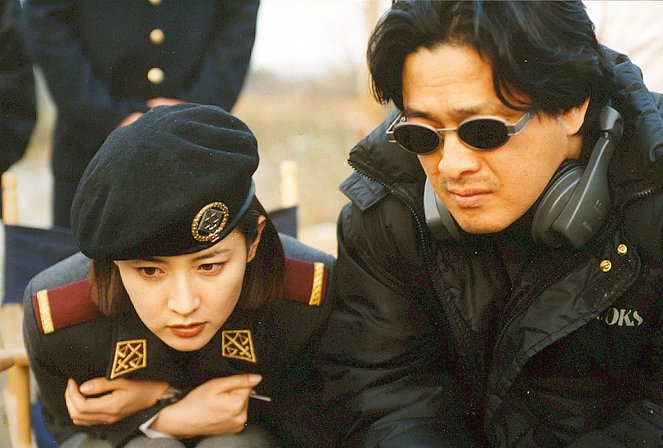 Joint Security Area - Dreharbeiten - Yeong-ae Lee, Chan-wook Park