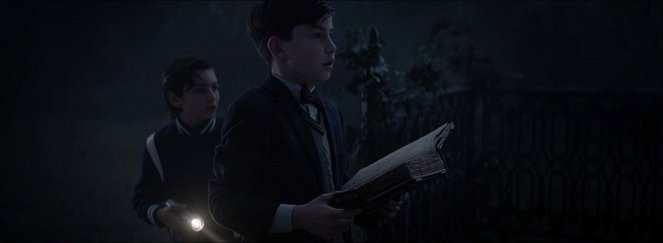 The House with a Clock in Its Walls - Photos - Sunny Suljic, Owen Vaccaro
