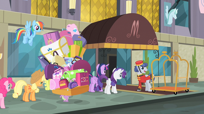 My Little Pony : Les amies, c'est magique - Rarity sur le podium - Film