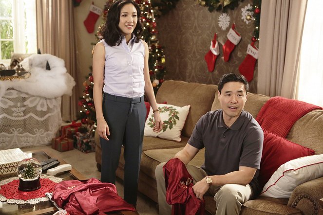 Fresh Off the Boat - Season 3 - Where Are the Giggles? - Photos - Constance Wu, Randall Park