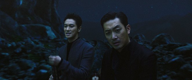 Harcban az istenekkel: A két világ - Filmfotók - Ji-hoon Joo, Jung-woo Ha