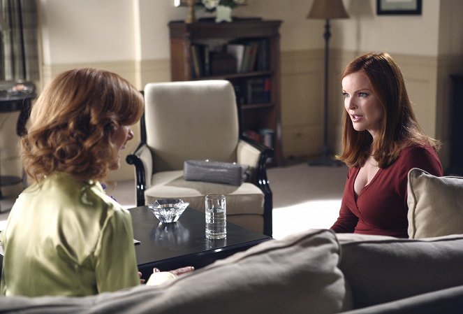 Desperate Housewives - No Fits, No Fights, No Feuds - Photos - Marcia Cross
