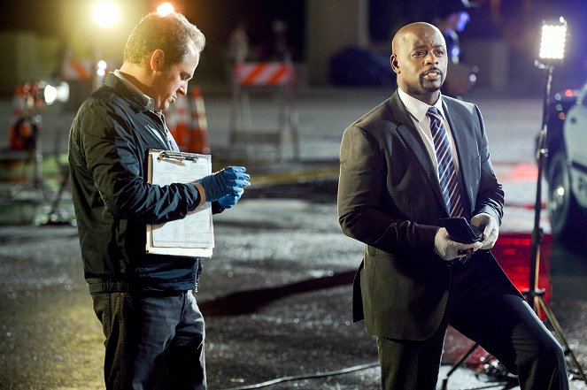 CSI: Crime Scene Investigation - Killer Moves - Photos - David Berman, Alimi Ballard