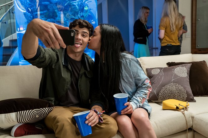 To All the Boys I’ve Loved Before - Filmfotos - Noah Centineo, Lana Condor