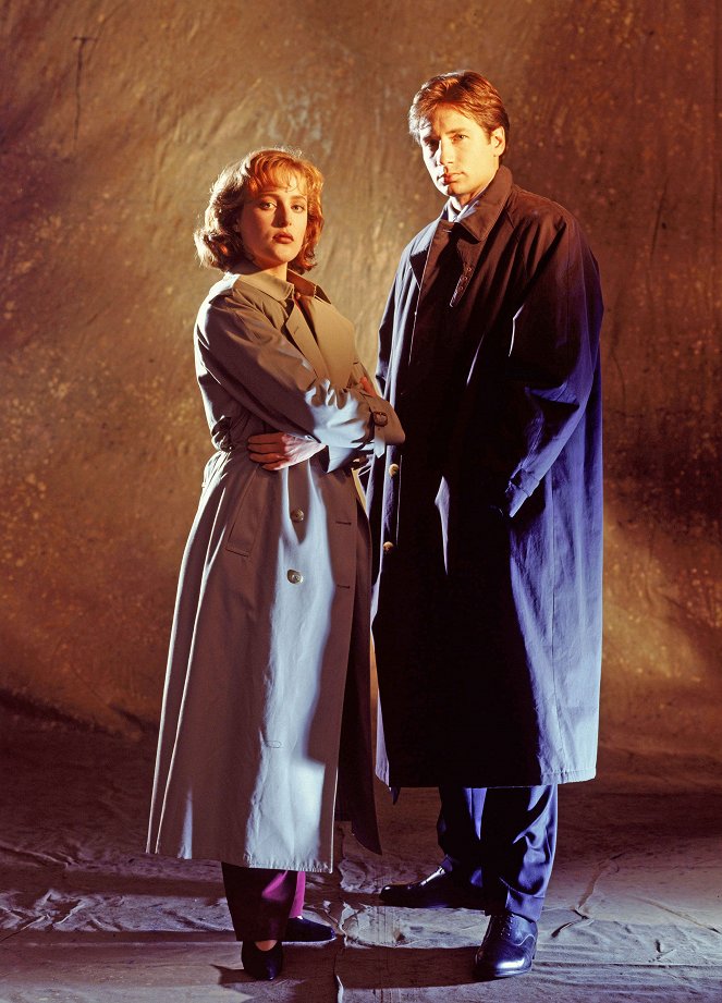 The X-Files - Season 1 - Promo - Gillian Anderson, David Duchovny