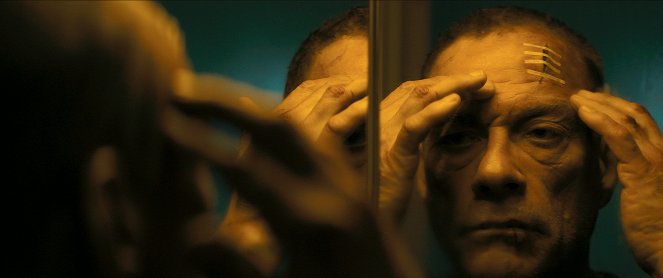 A kidobó - Filmfotók - Jean-Claude Van Damme