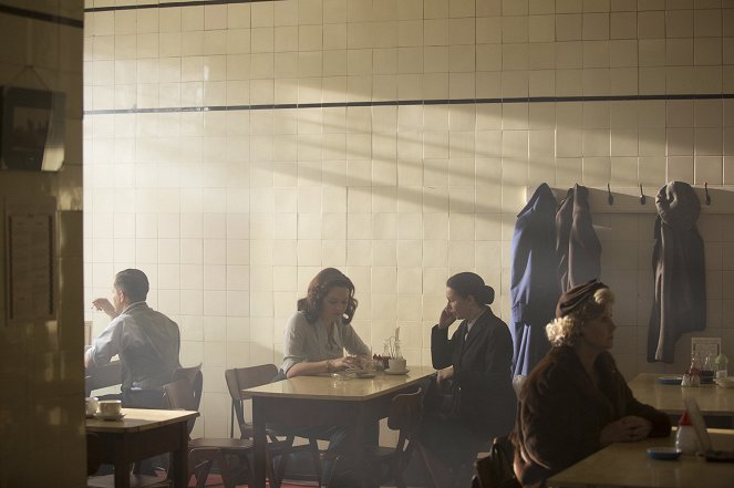 The Bletchley Circle - Blood On Their Hands: Part 1 - Photos - Rachael Stirling, Julie Graham