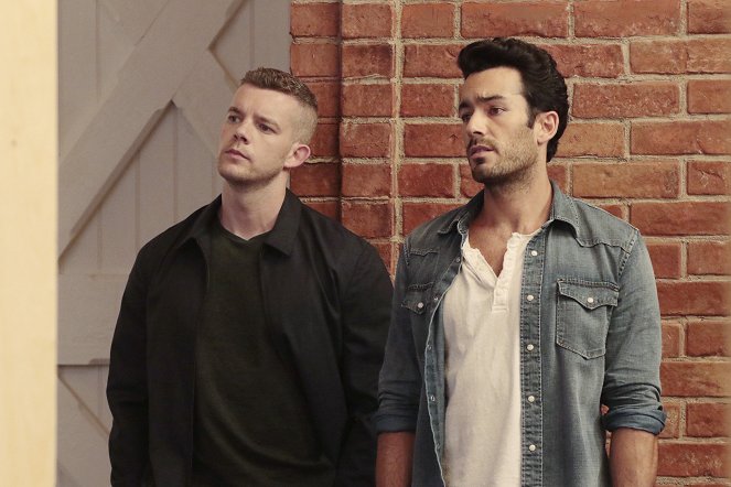 Quantico - Le Lapin - Film - Russell Tovey, Aarón Díaz