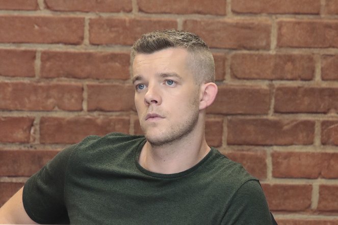Quantico - LIPSTICK - Photos - Russell Tovey