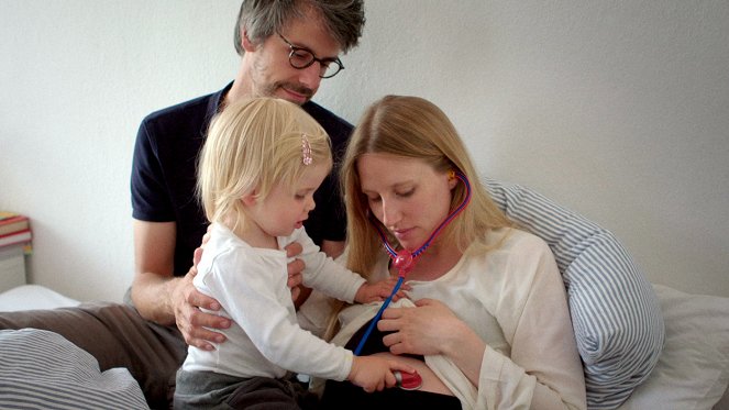 Eingeimpft - Familie mit Nebenwirkungen - Van film