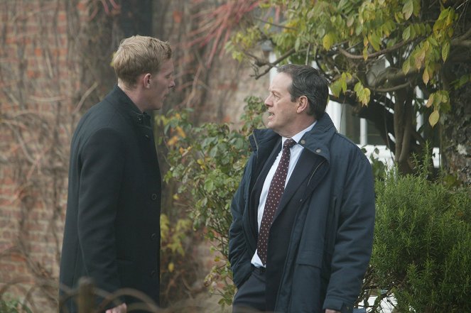 Inspector Lewis - Season 5 - Old, Unhappy, Far Off Things - Photos - Laurence Fox, Kevin Whately