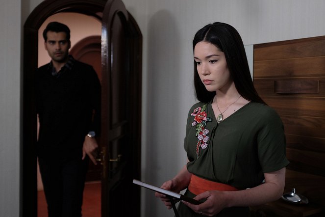 Adını Sen Koy - Do filme - Erkan Meriç, Hazal Subaşı