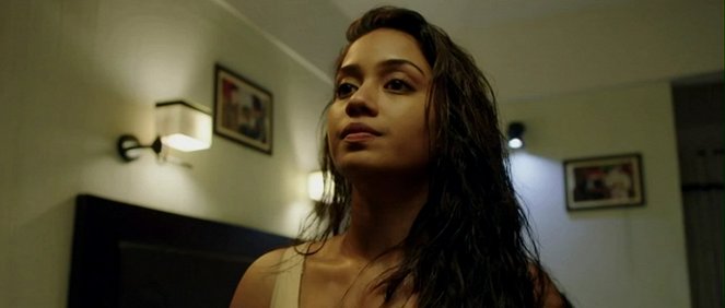 Tik Tik Tik - Kuvat elokuvasta - Nivetha Pethuraj