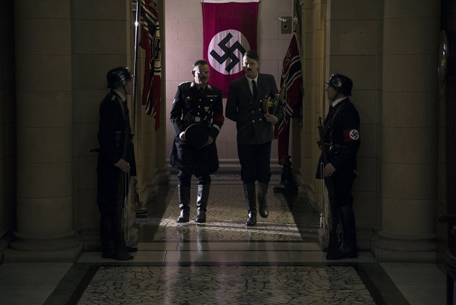 Supernatural Nazis - Hitler's Zombie Army - Van film