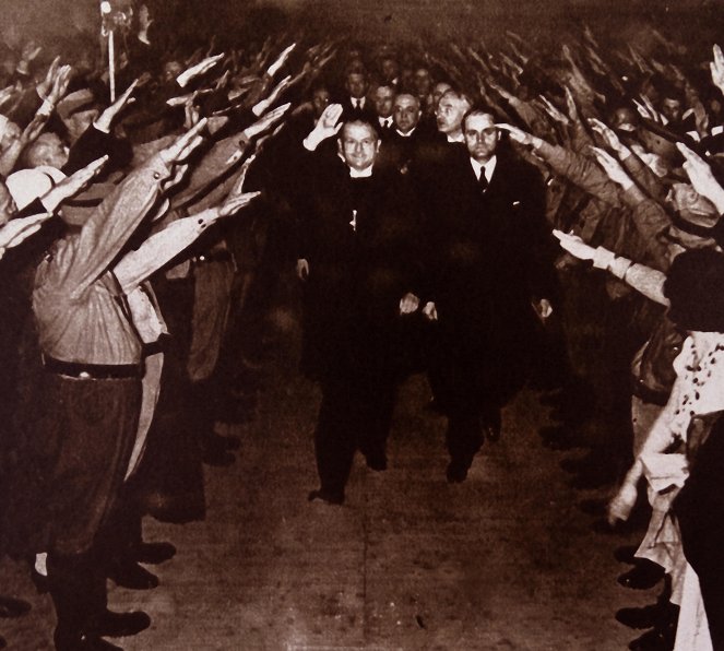 Yliluonnolliset natsit - Natsi-Jeesus - Kuvat elokuvasta