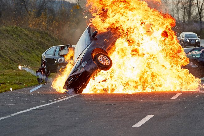 Alarm für Cobra 11 - Die Autobahnpolizei - Season 20 - Tricks - Photos