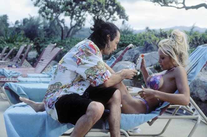 Baywatch - Season 6 - Forbidden Paradise: Part 1 - Photos - Pamela Anderson