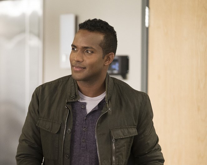 Station 19 - Season 1 - Not Your Hero - Photos - Sterling Sulieman