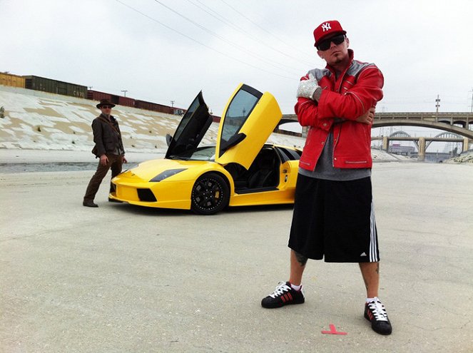 Limp Bizkit: Gold Cobra - Tournage