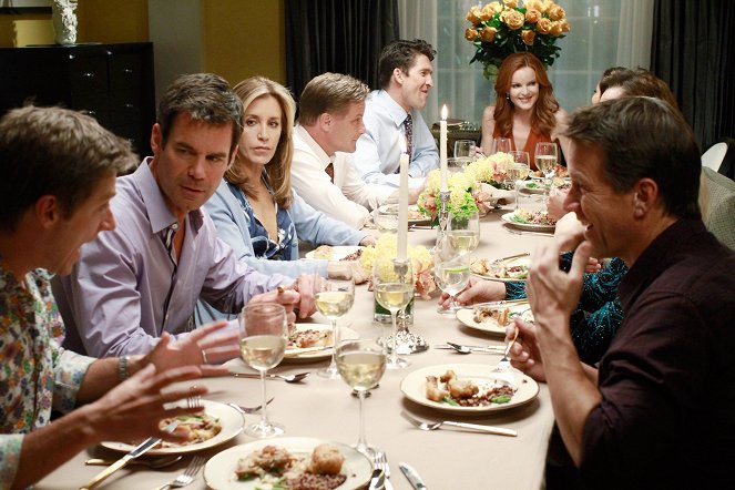 Desperate Housewives - Season 7 - Come on Over for Dinner - Photos - Kevin Rahm, Tuc Watkins, Felicity Huffman, Doug Savant, Jonathan Cake, Marcia Cross, James Denton
