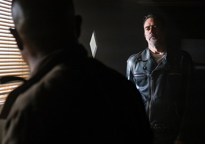 The Walking Dead - Irgalom - Filmfotók - Jeffrey Dean Morgan