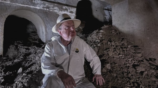 Pompeii's Final Hours: New Evidence - De la película - John Sergeant