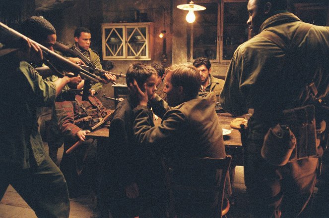 Buffalo Soldiers '44 - Das Wunder von St. Anna - Filmfotos - Michael Ealy, Matteo Sciabordi