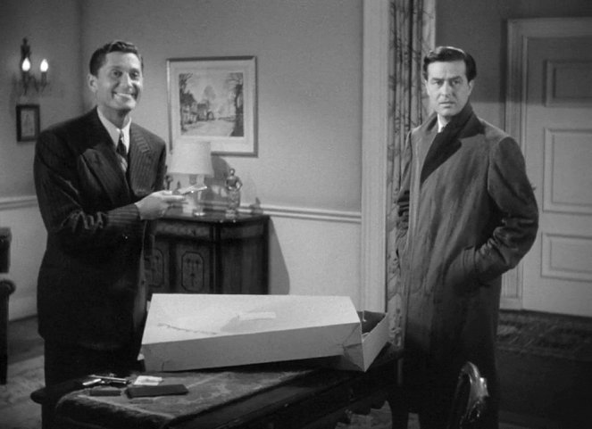 Ministry of Fear - Van film - Carl Esmond, Ray Milland