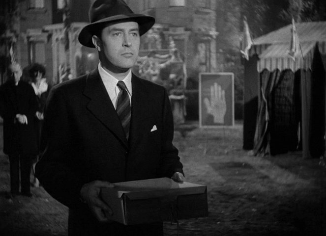 Ministerium der Angst - Filmfotos - Ray Milland