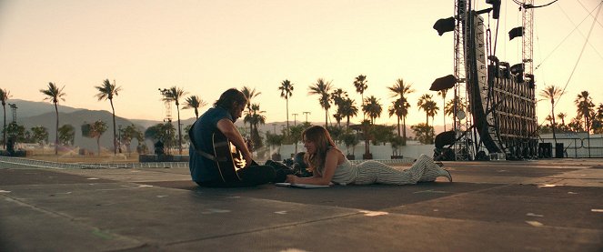 Narodziny gwiazdy - Z filmu - Bradley Cooper, Lady Gaga