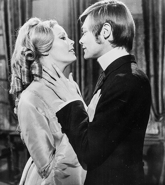 El cerebro de Frankenstein - De la película - Veronica Carlson, Simon Ward