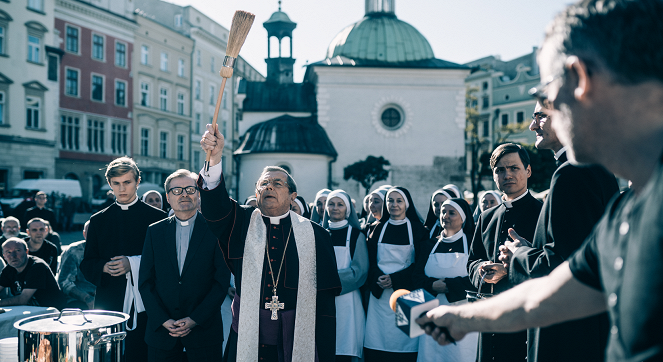 Clergy - Photos - Janusz Gajos
